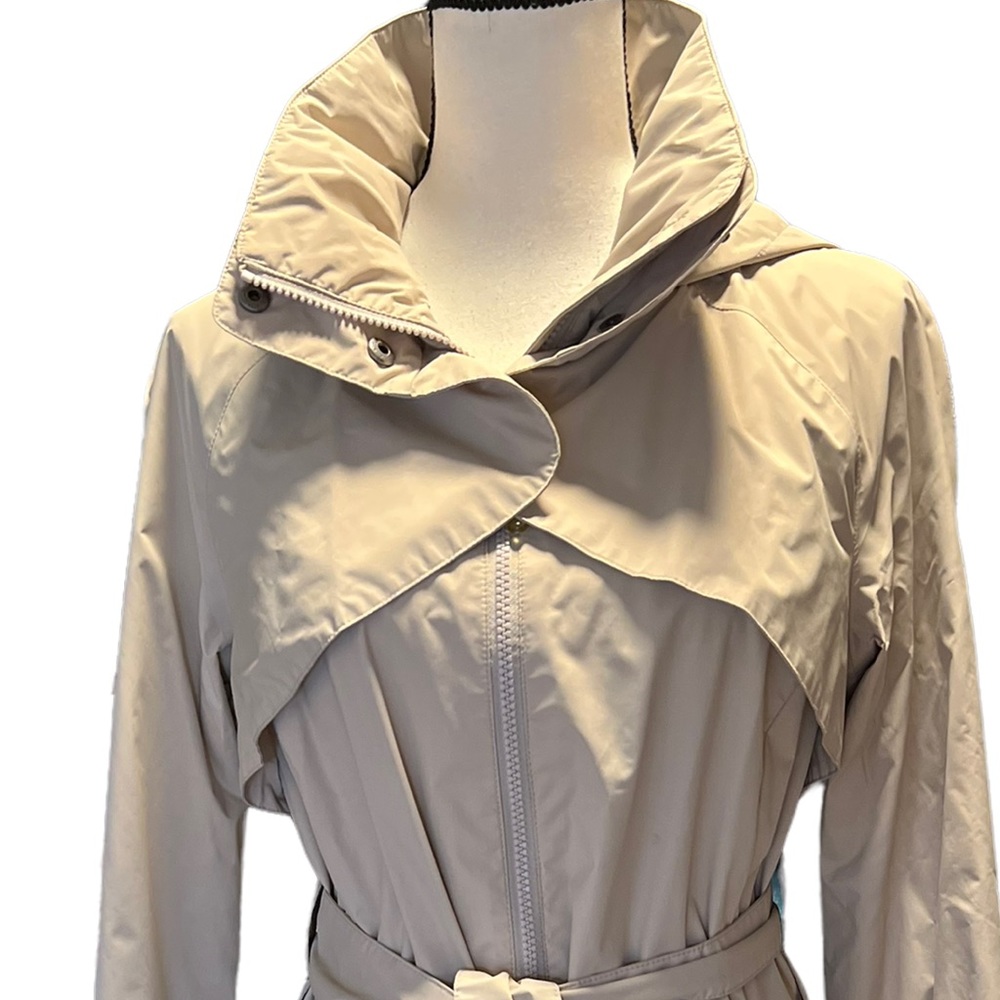 Lole Women's Trench Coat in Light Beige - Picture 10 of 12